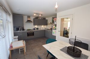 Kitchen/Diner- click for photo gallery